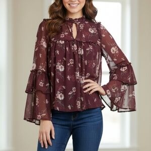 American Eagle Floral Purple Bell Sleeve Top Small Like New